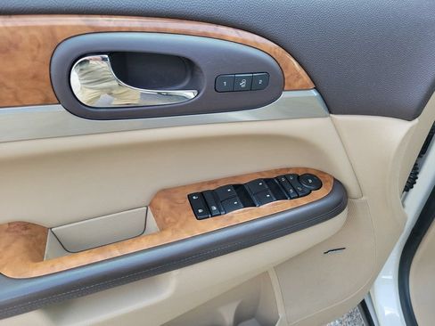 Used 2009 Buick Enclave CXL w/ Entertainment Package #2 AWD/4WD image 23