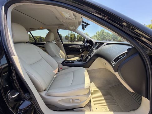 Used 2015 INFINITI Q50 Premium w/ Navigation Package AWD/4WD image 16