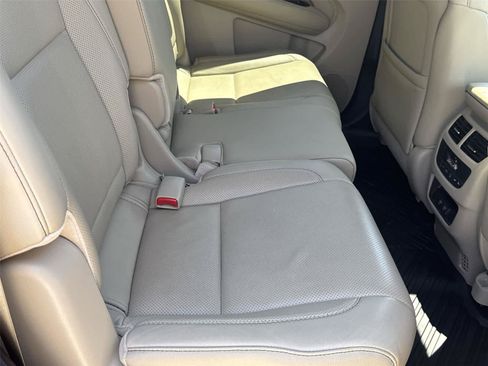 Used 2020 Acura MDX SH-AWD w/ Technology Package image 16