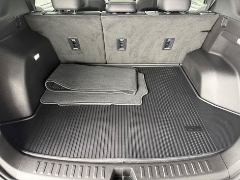 Used 2025 Chevrolet Equinox RS w/ Safety and Technology Package FWD image 43