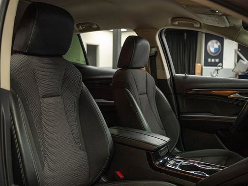 Used 2023 Buick Envision Preferred image 16