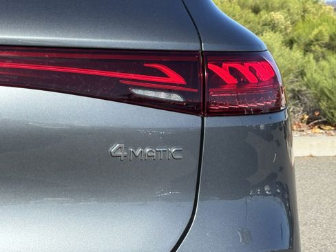 Used 2023 Mercedes-Benz EQS 580 4MATIC SUV image 13