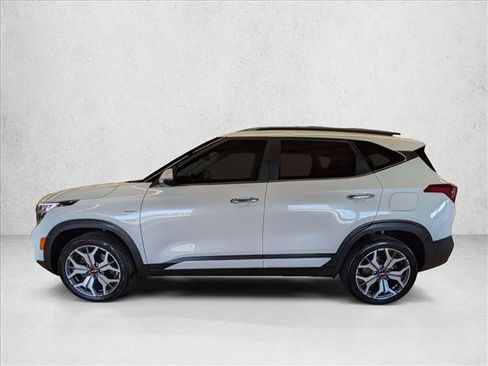 Used 2023 Kia Seltos SX w/ SX Sunroof Package AWD/4WD image 9