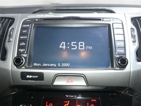 Used 2016 Kia Sportage SX FWD image 34