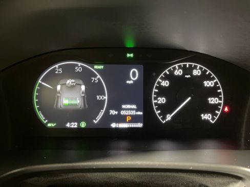 Used 2025 Honda CR-V Sport image 18