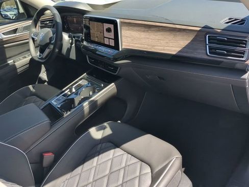 New 2026 Volkswagen Atlas SEL Premium R-Line AWD/4WD image 12