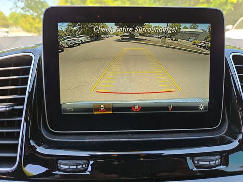 Used 2019 Mercedes-Benz GLE 43 AMG 4MATIC image 27