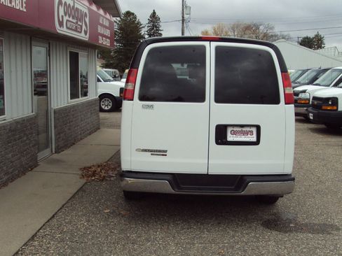 Used 2014 Chevrolet Express 1500 LT w/ LT Preferred Equipment Group image 6