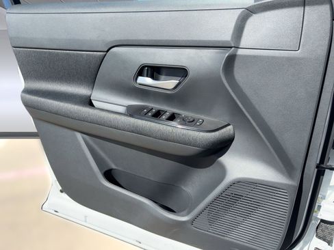 New 2026 Nissan Kicks SV w/ Cold Weather Package FWD image 19