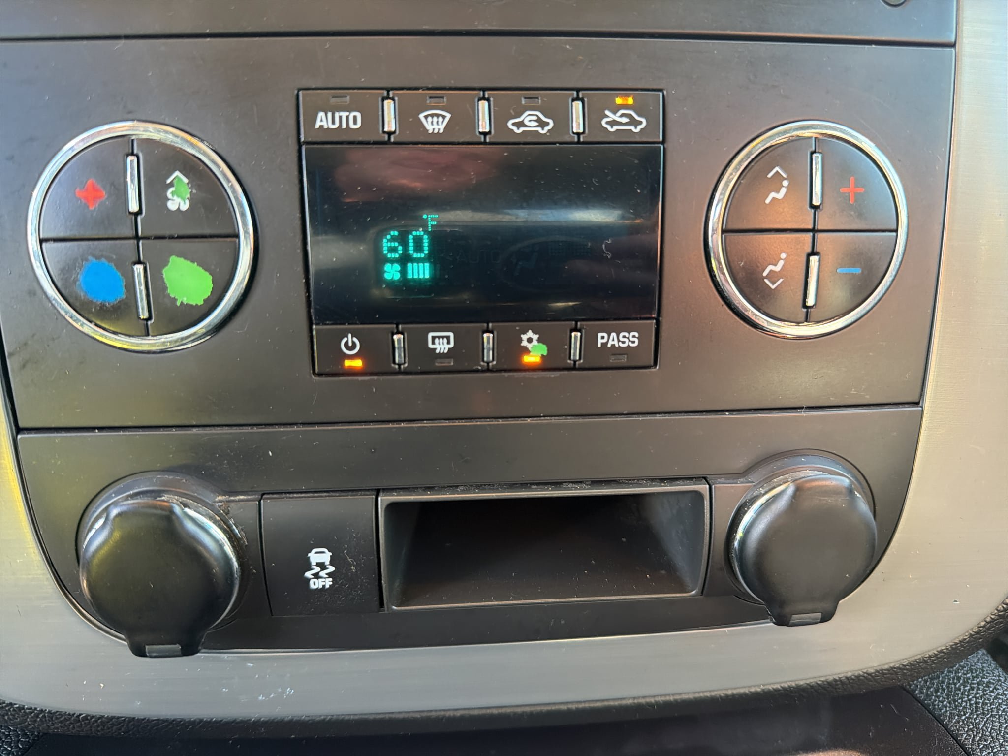 Used 2012 Chevrolet Silverado 1500 LTZ AWD/4WD image 23