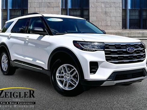 Certified 2025 Ford Explorer Active AWD/4WD image 1