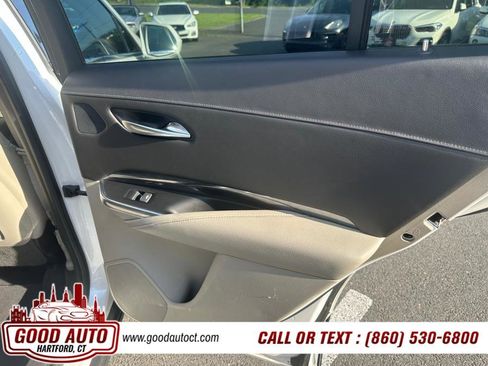 Used 2019 Cadillac XT4 Luxury w/ Cold Weather Package image 13
