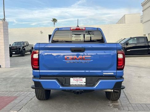 New 2026 GMC Canyon Elevation image 5