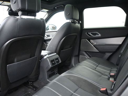Used 2019 Land Rover Range Rover Velar R-Dynamic SE AWD/4WD image 8