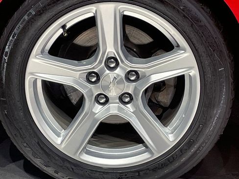 Used 2019 Chevrolet Camaro LT image 11