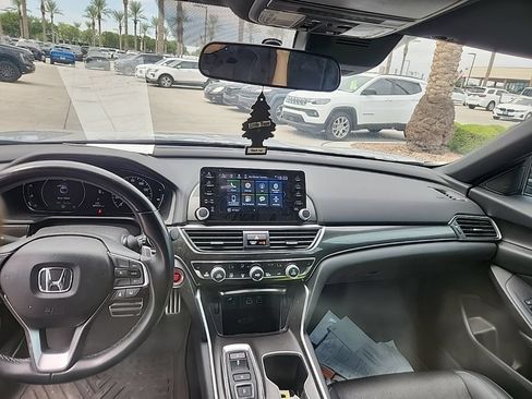 Used 2022 Honda Accord Sport image 8