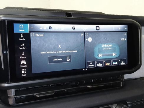 Used 2025 Jeep Wrangler Unlimited Sahara image 20