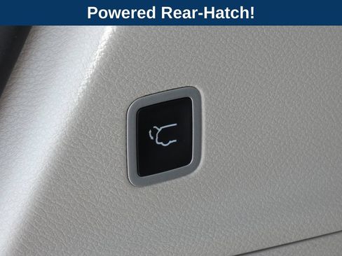 Used 2024 Chrysler Pacifica Touring-L FWD image 35