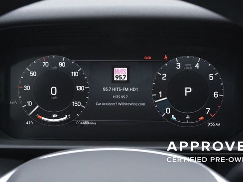 Used 2025 Land Rover Discovery S AWD/4WD image 11