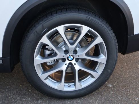 New 2026 BMW X5 xDrive40i image 43