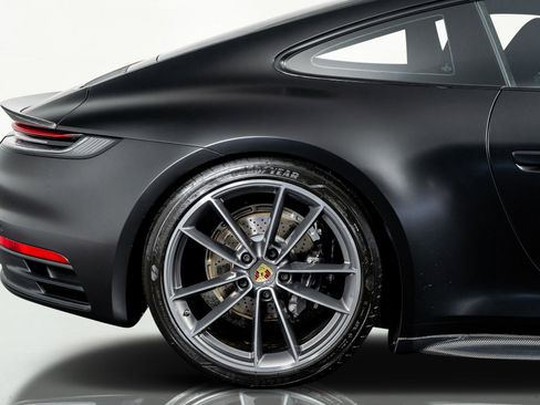 Used 2021 Porsche 911 Carrera image 6