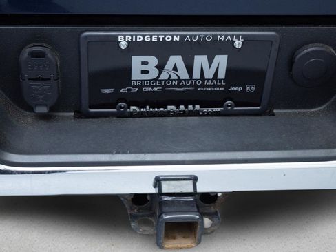 Used 2020 GMC Sierra 1500 SLE w/ SLE Value Package AWD/4WD image 35