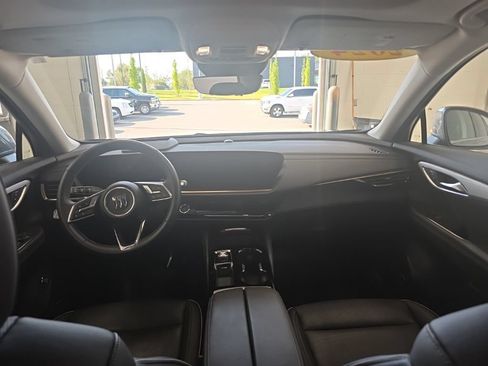 Used 2024 Buick Envision Avenir AWD/4WD image 28