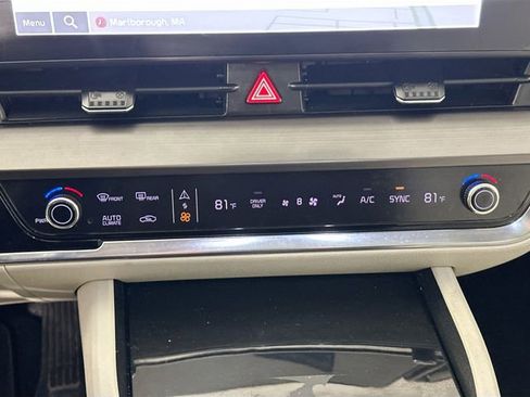 Used 2023 Kia Sportage EX w/ EX Premium Package image 14