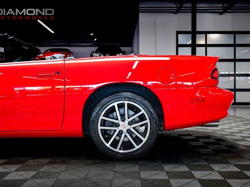 Used 2002 Chevrolet Camaro Z28 w/ SS Performance/Appearance Pkg image 13