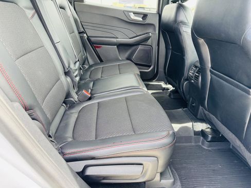 Used 2023 Ford Escape ST-Line w/ Tech Pack #1 image 32