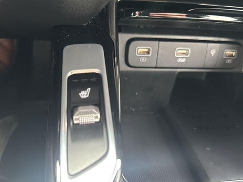 Used 2023 Kia Sorento SX AWD/4WD image 22