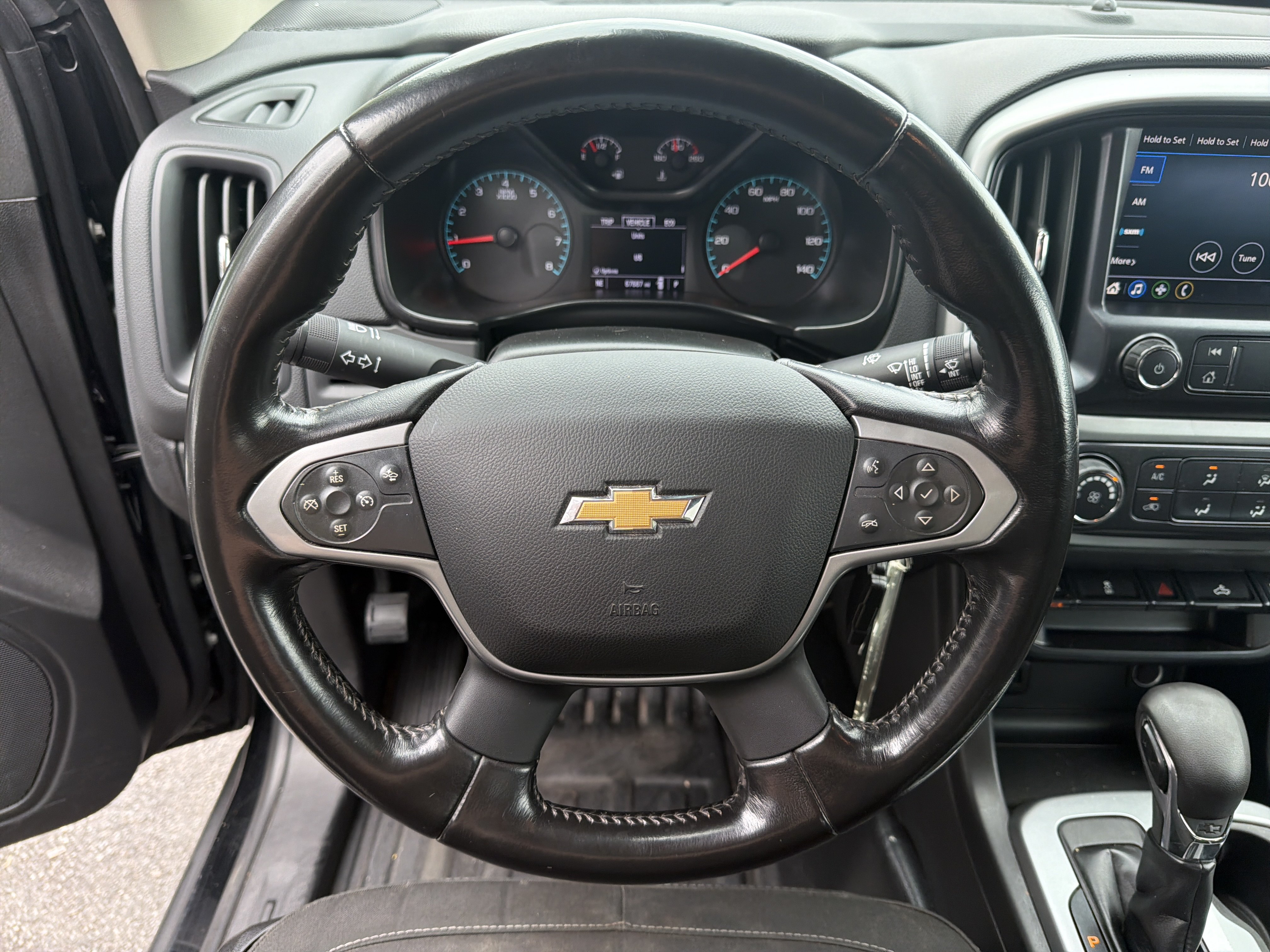 Used 2022 Chevrolet Colorado LT w/ Fleet Safety Package RWD image 18