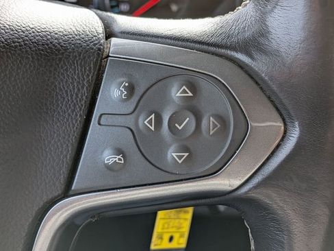 Used 2020 Chevrolet Suburban LT image 21