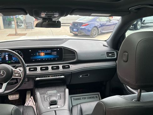 Used 2022 Mercedes-Benz GLS 450 4MATIC image 37