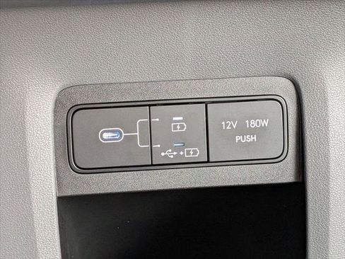 New 2025 Hyundai Ioniq 5 SE image 23