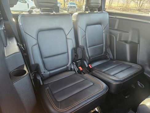 Used 2024 Ford Bronco Badlands image 18