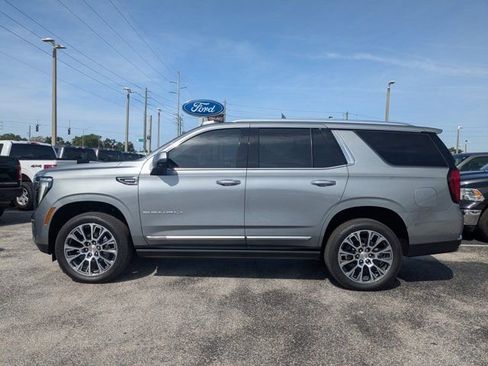 Used 2026 GMC Yukon Denali w/ Denali Reserve Package AWD/4WD image 8