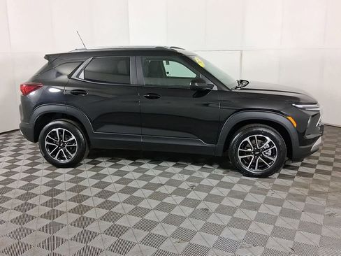 Used 2025 Chevrolet TrailBlazer LT image 22