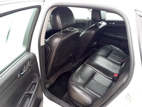 Used 2013 Chevrolet Impala LTZ image 8