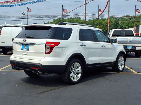 Used 2013 Ford Explorer XLT AWD/4WD image 2