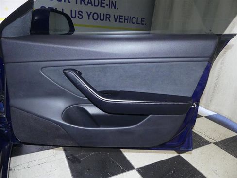 Used 2018 Tesla Model 3 Long Range image 22