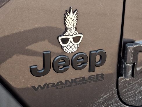 Used 2021 Jeep Wrangler Unlimited Sport image 29