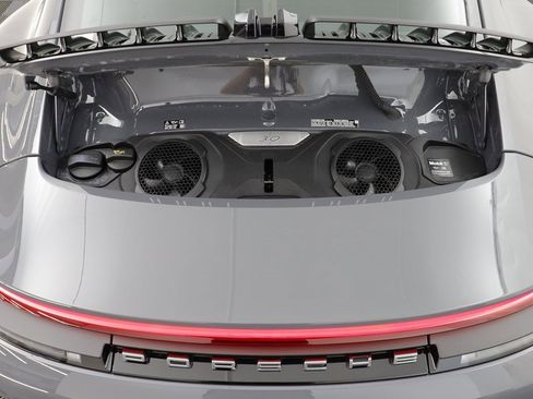 Used 2025 Porsche 911 Carrera image 20