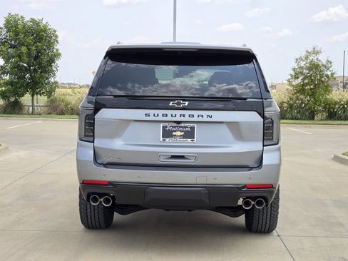 New 2026 Chevrolet Suburban Z71 w/ Comfort Package AWD/4WD image 8