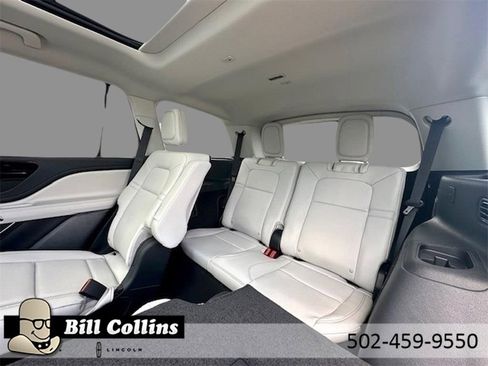 New 2025 Lincoln Aviator AWD w/ Equipment Group 101A image 27