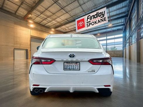 Certified 2021 Toyota Camry SE FWD image 5