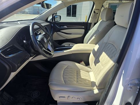 Used 2022 Buick Enclave Avenir w/ Trailering Package, 5000 lbs. image 12