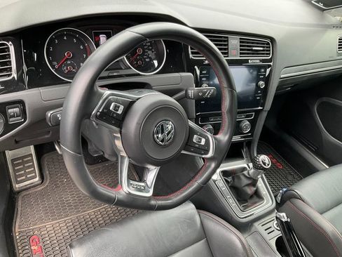 Used 2019 Volkswagen GTI Autobahn image 11