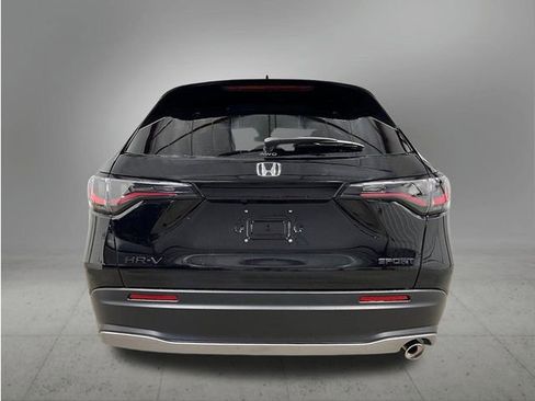 New 2027 Honda HR-V Sport image 4