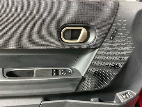 Certified 2025 MINI Cooper 2-Door Hardtop FWD image 16
